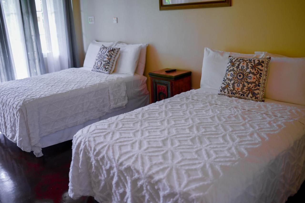 Blue Paloma Bed & Breakfast Лусеа Экстерьер фото