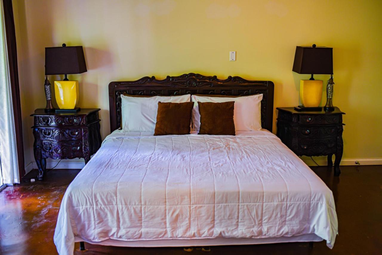 Blue Paloma Bed & Breakfast Лусеа Экстерьер фото