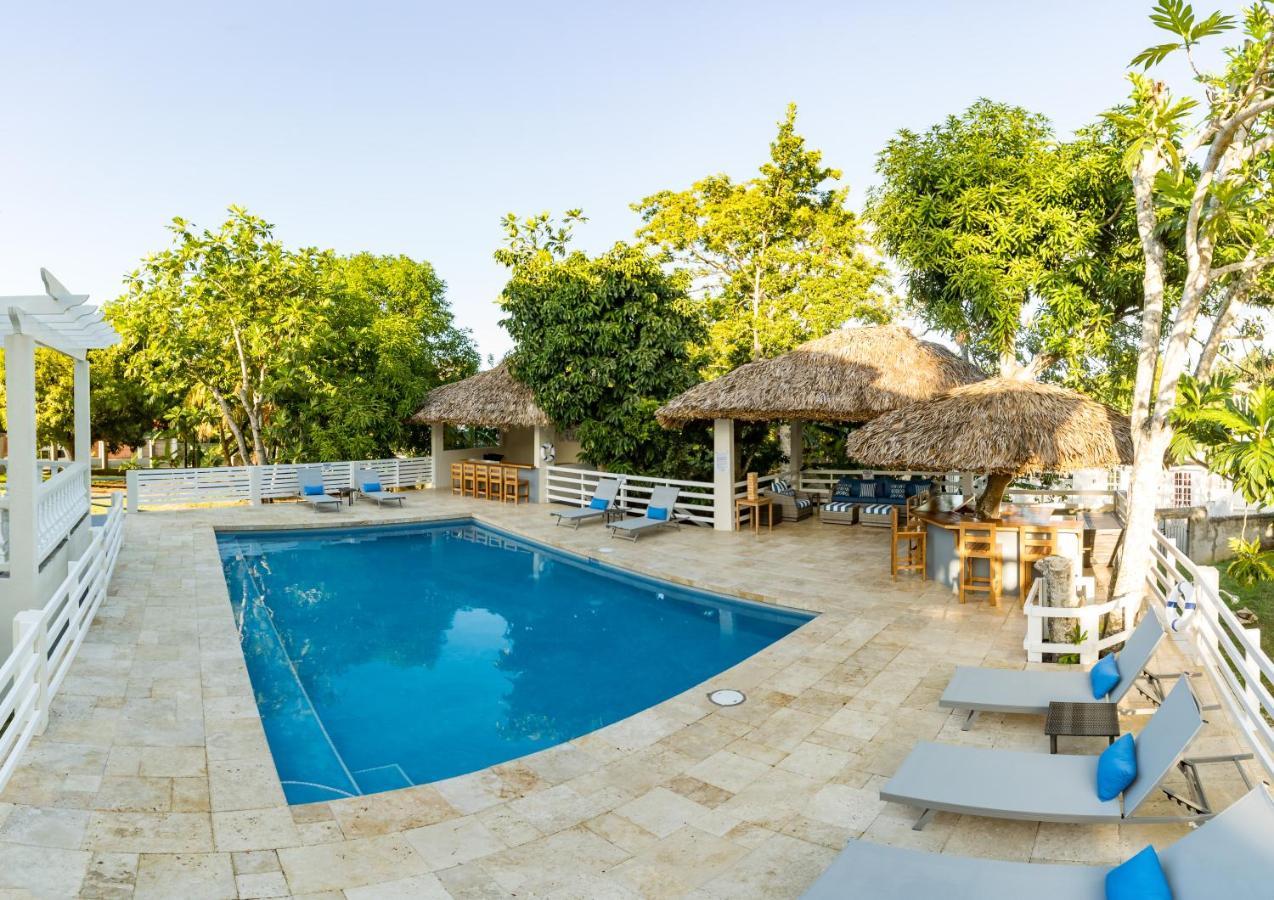 Blue Paloma Bed & Breakfast Лусеа Экстерьер фото
