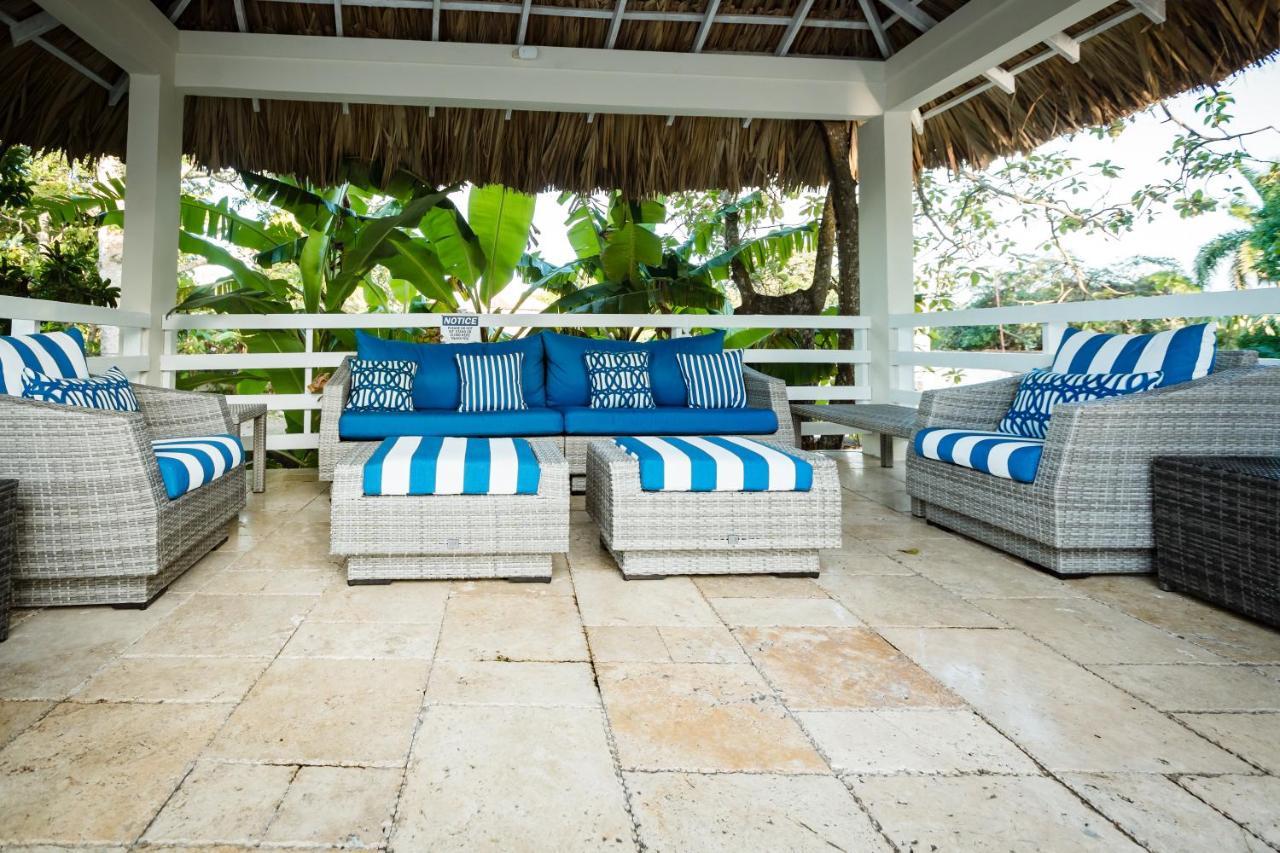 Blue Paloma Bed & Breakfast Лусеа Экстерьер фото